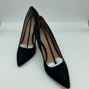 Merona  pumps size 7 1/2 Black (New in box) suede look man made fabric